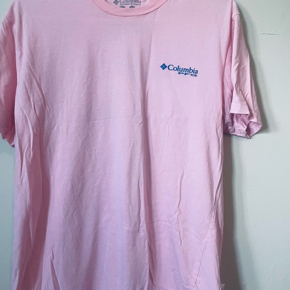 Columbia Men's Light Pink Short Sleeve Tee - Picture 1 of 3
